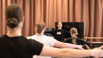 School Immersion Experience 2026: Garry Stewart's Elastic Hearts - Term 2, Week 2