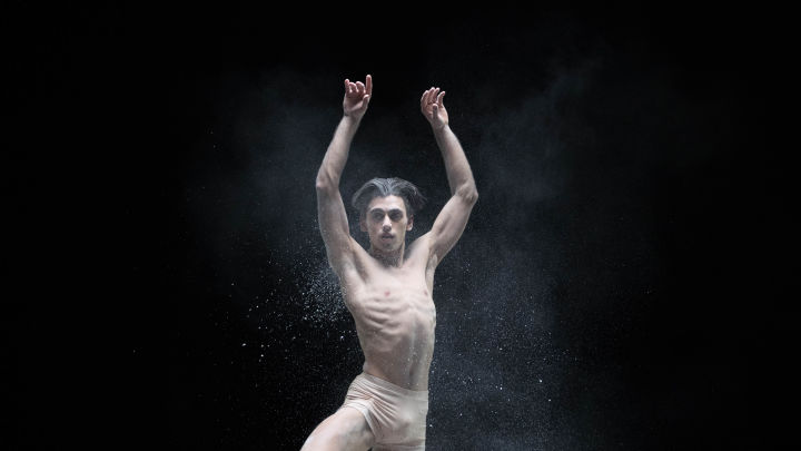 Interview with dancers Georgia and Rian
