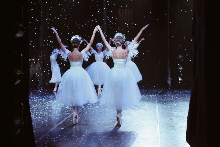 Give the Gift of Ballet this Festive Season